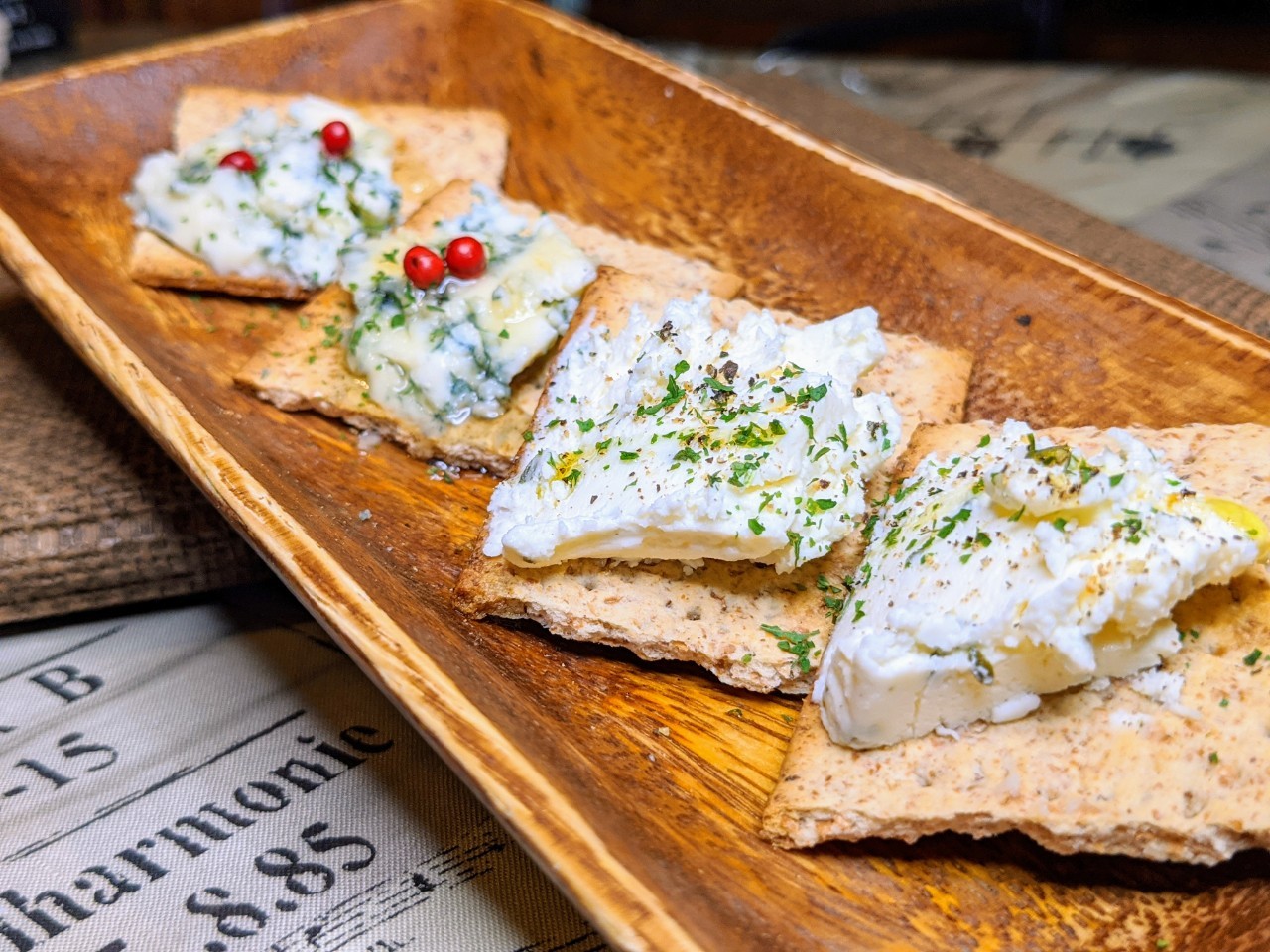 2種のチーズ＆クラッカー